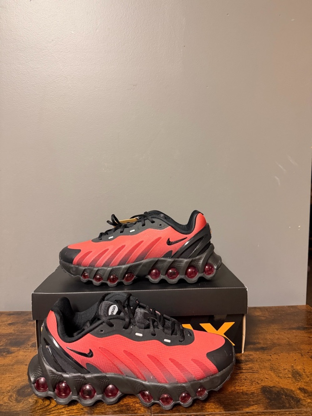 Nike DN8 Red and Black Running Shoes